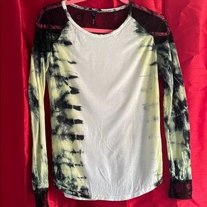 Buffalo David Bitton Black and White Tie-Dye Long Sleeve Top